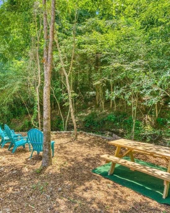 The Pisces-A Stargazing, Luxury Glamping Tent Rogersville Екстер'єр фото